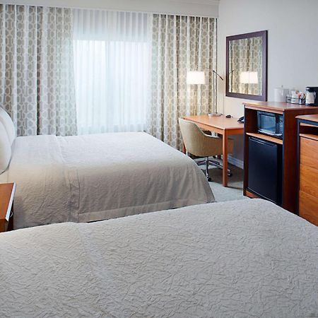 Hampton Inn & Suites Lancaster Ngoại thất bức ảnh