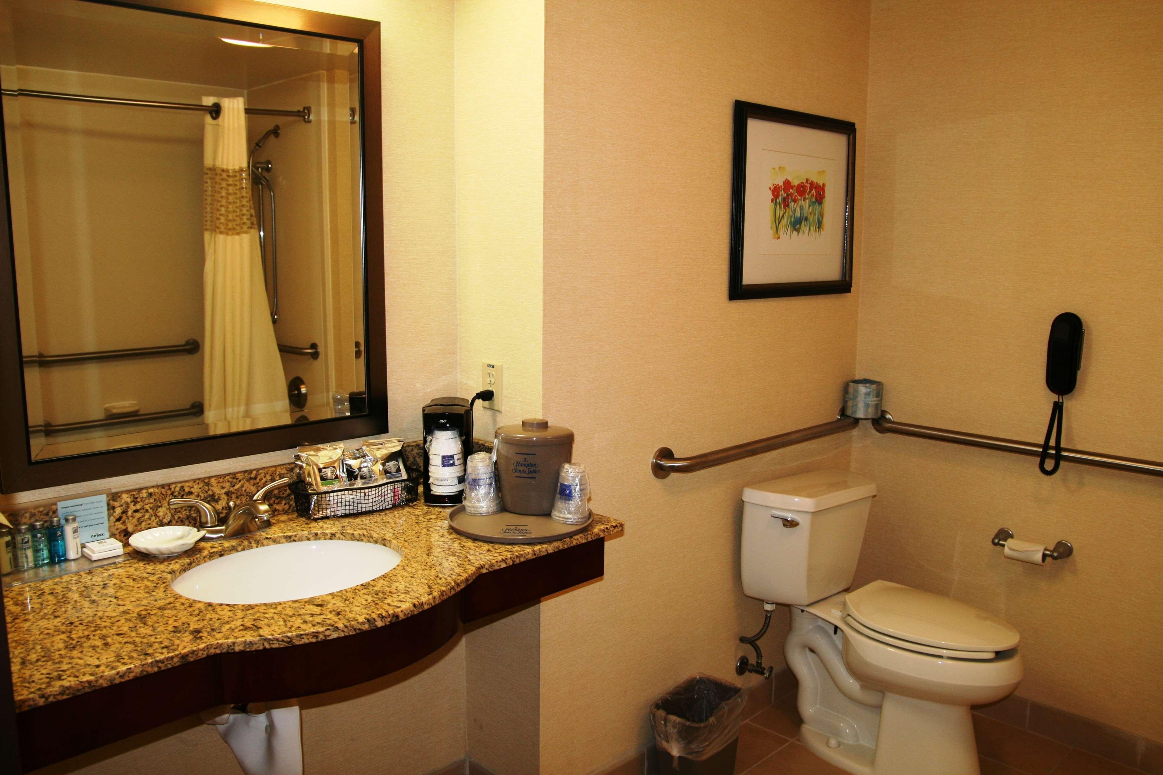 Hampton Inn & Suites Lancaster Ngoại thất bức ảnh
