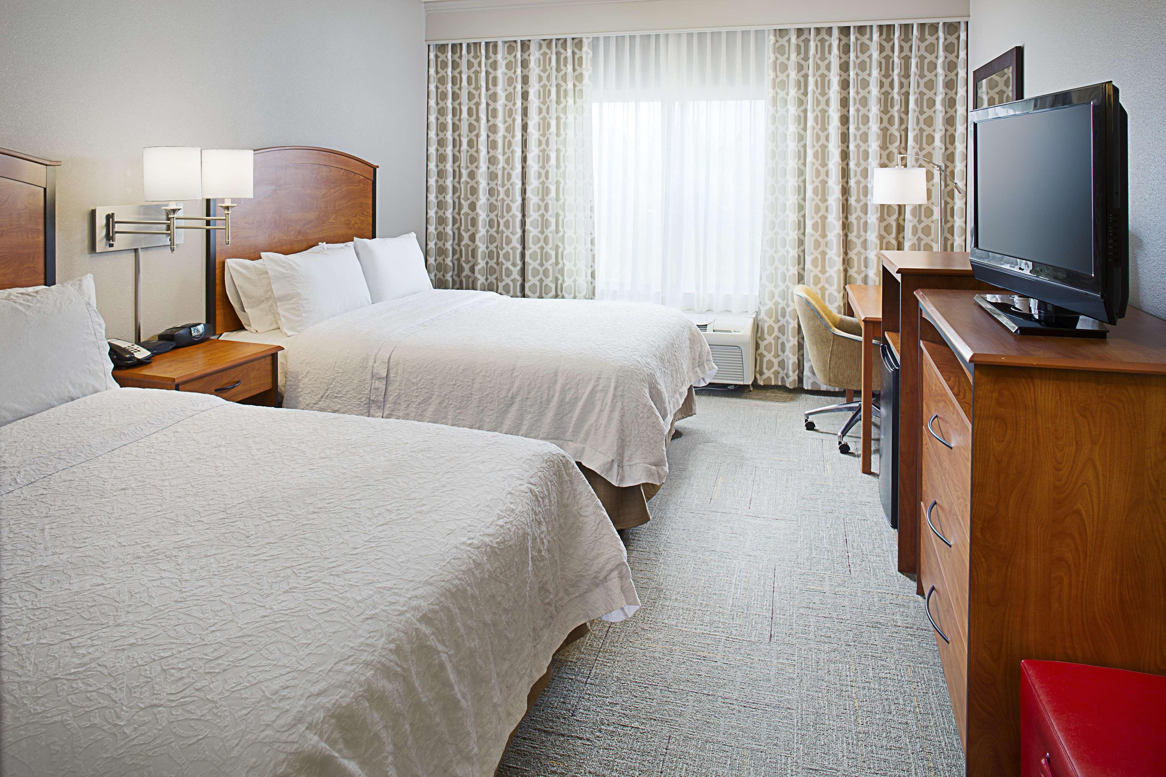 Hampton Inn & Suites Lancaster Ngoại thất bức ảnh