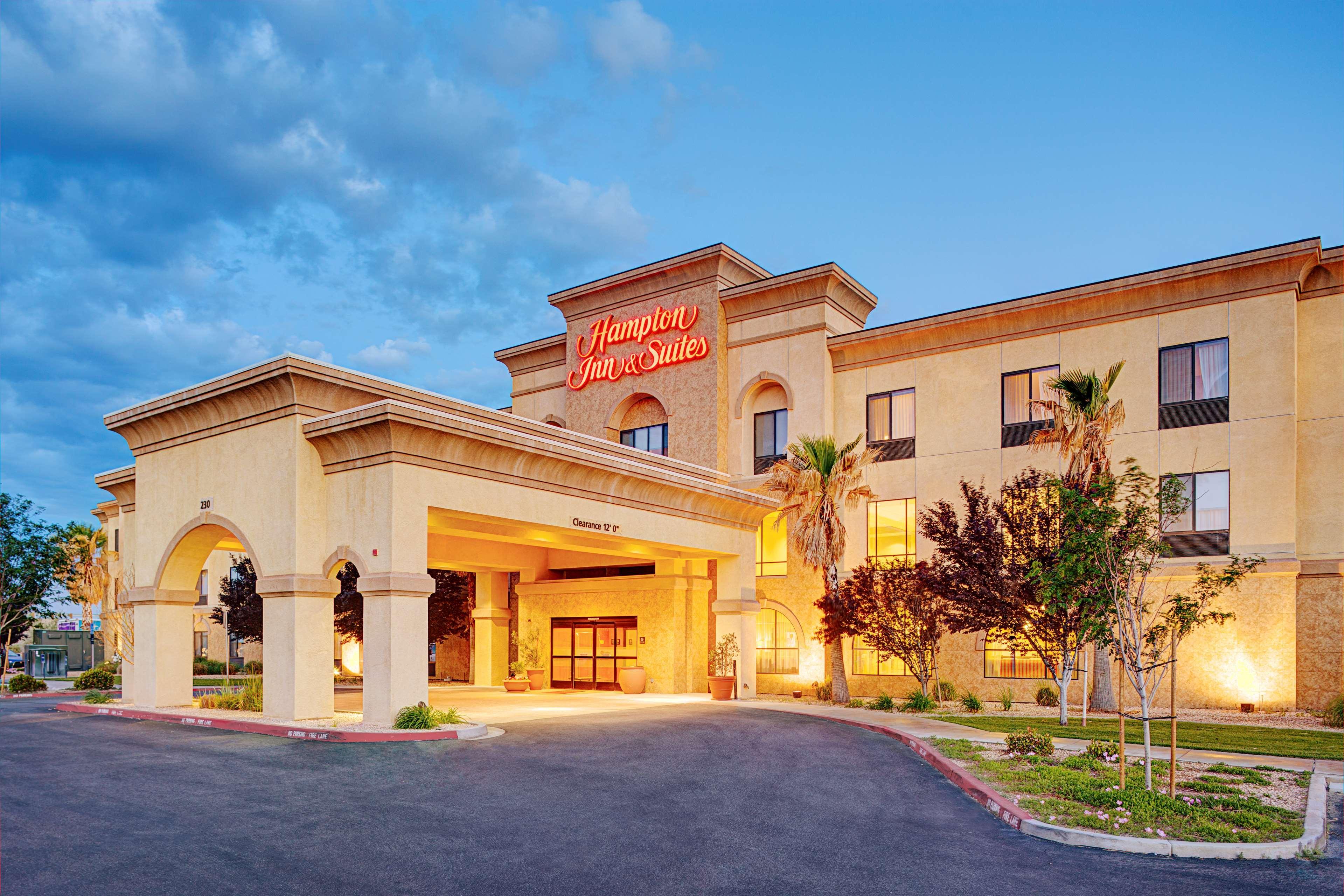 Hampton Inn & Suites Lancaster Ngoại thất bức ảnh