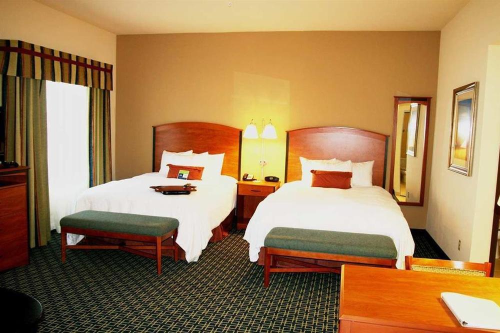 Hampton Inn & Suites Lancaster Phòng bức ảnh