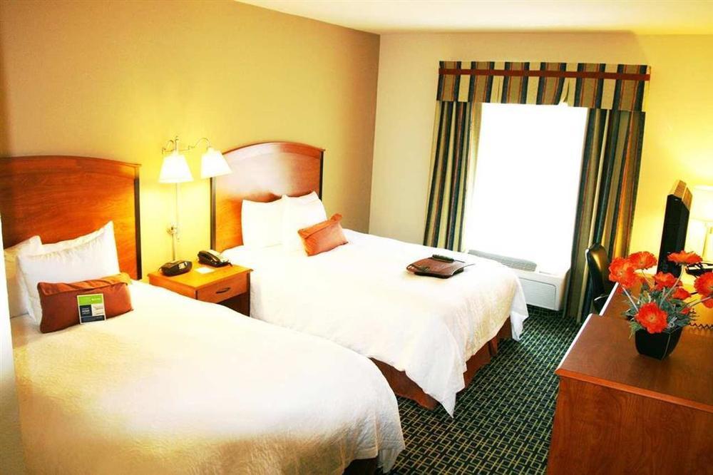 Hampton Inn & Suites Lancaster Phòng bức ảnh
