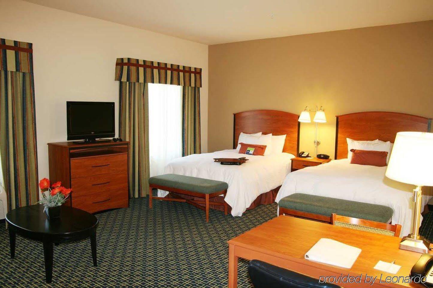 Hampton Inn & Suites Lancaster Phòng bức ảnh