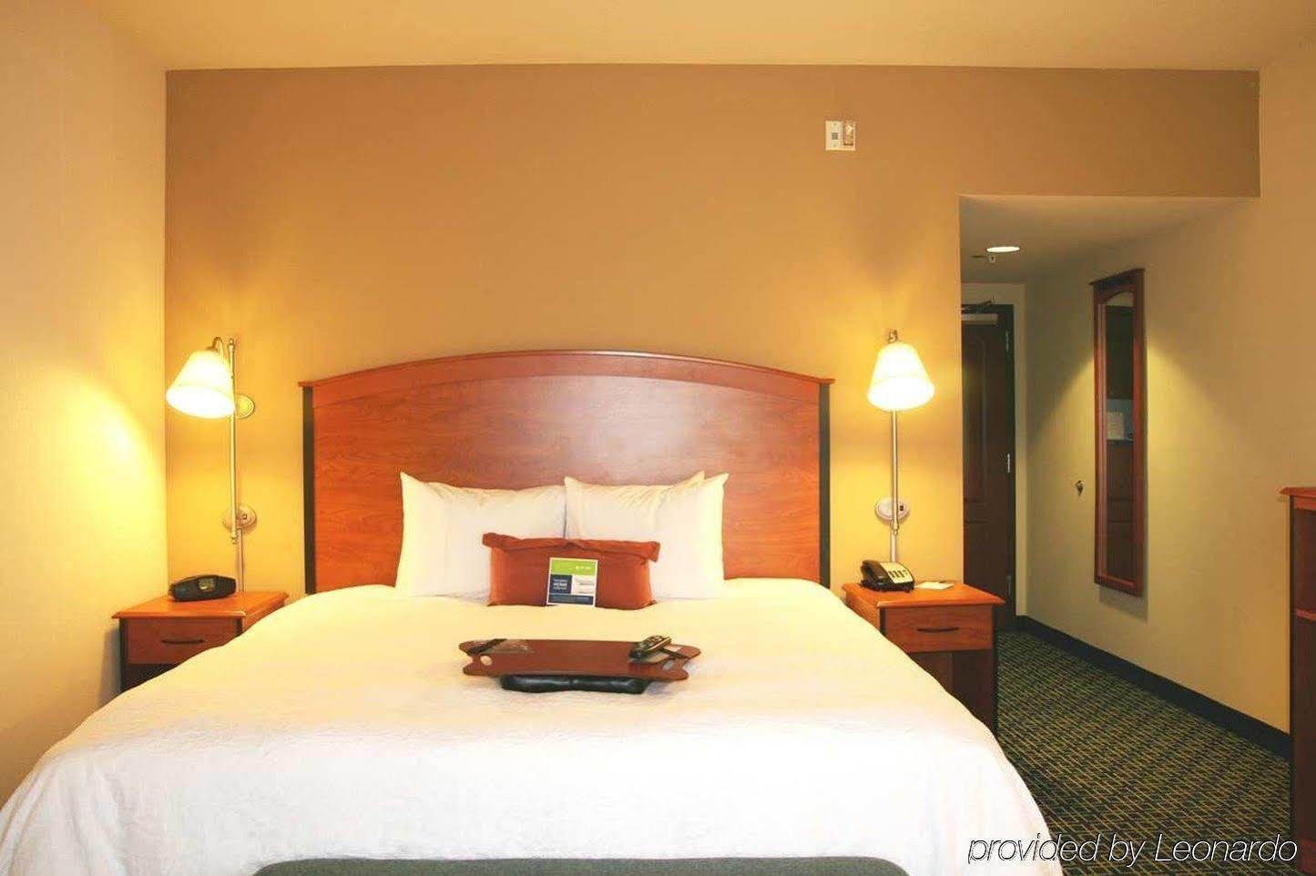 Hampton Inn & Suites Lancaster Ngoại thất bức ảnh
